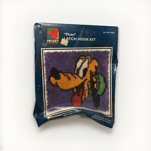 Disney MiCKEY UNLIMITED PLUTO Latch Hook Kit #D0005 Sealed Damaged Box Vintage